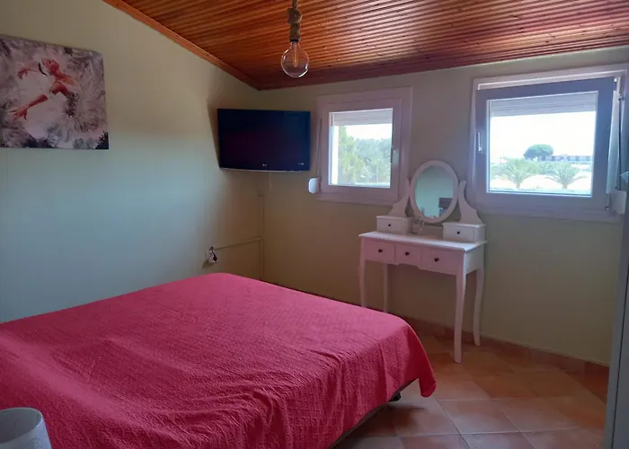 بيت للعطل House *