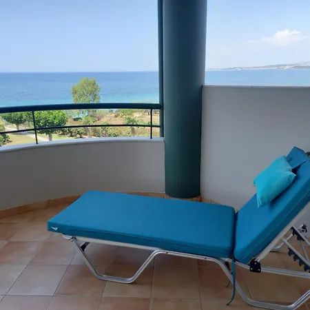 Dom wakacyjny House Nea Poteidaia